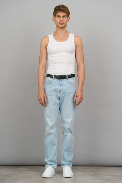 Model Felix R.