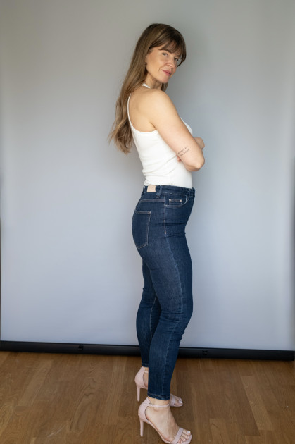 Model Jennifer G.