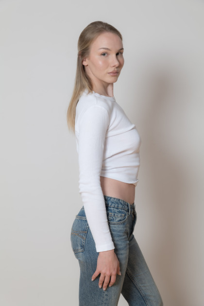 Model Anne Z.