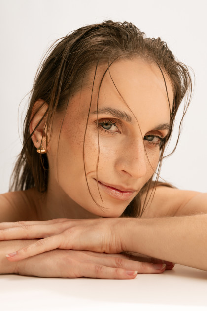 Model Mara B.