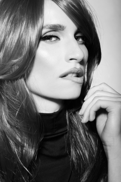 Model Mara B.