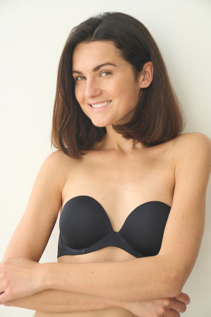 Model Antonia T.