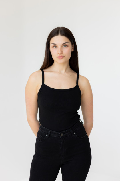 Model Diana A.
