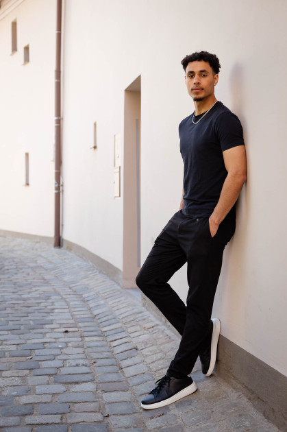 Model Simon K.