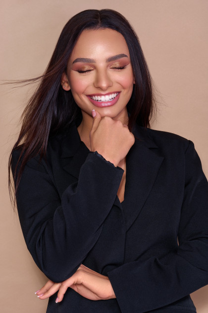 Model Manal H.