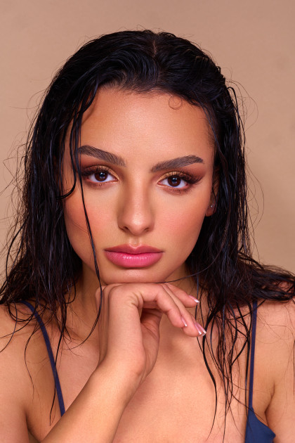 Model Manal H.