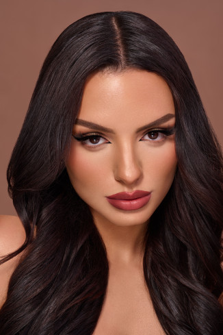 Model Manal H.