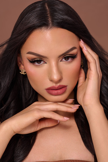 Model Manal H.