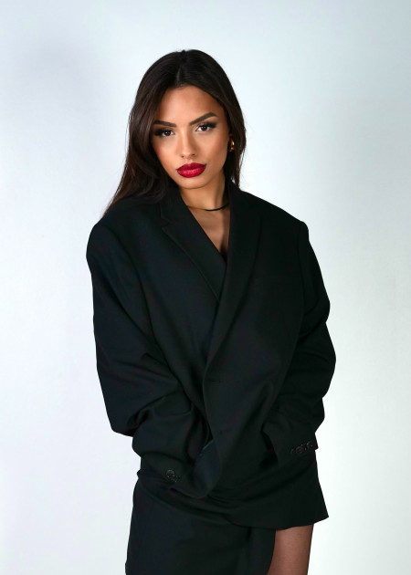 Model Manal H.