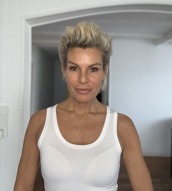 Model Violetta D.