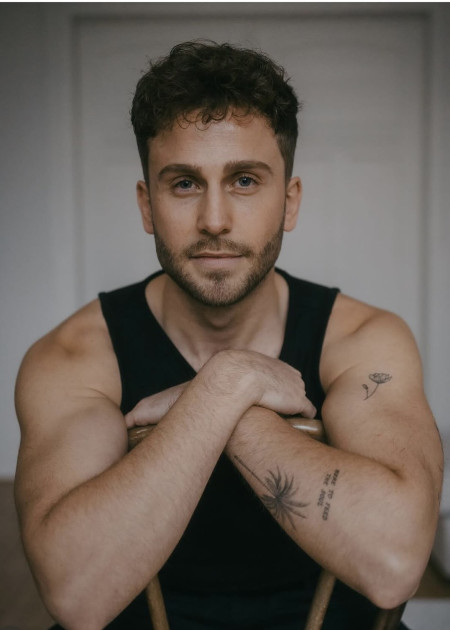 Model Pascal T.