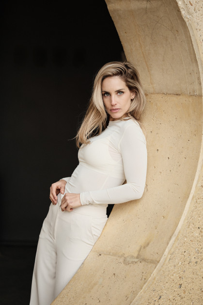 Model Lisa Noelle Z.
