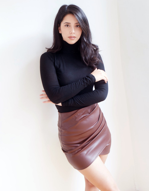 Model Zelal S.