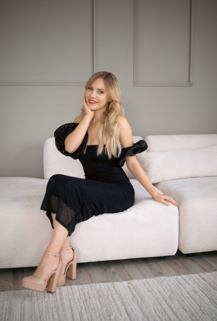 Model Isabel H.