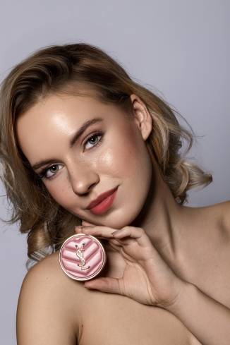Model Isabel H.