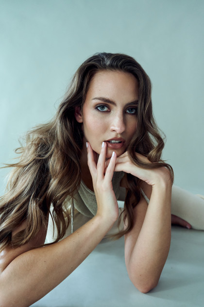 Model Julia K.