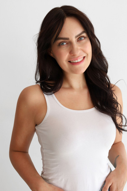 Model Carina S.