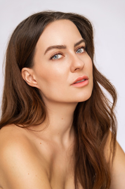 Model Carina S.