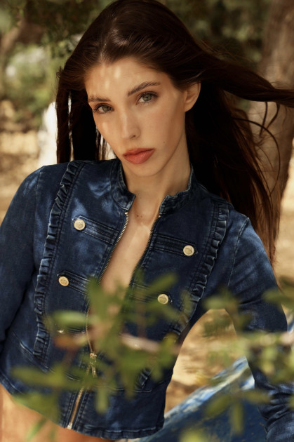 Model Sophia J.