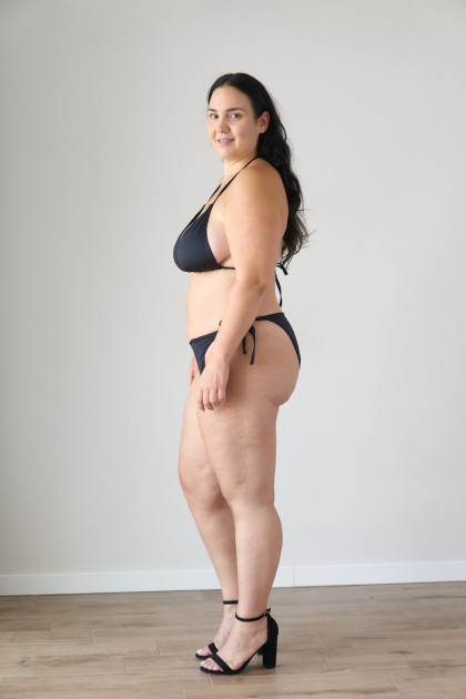 Model Angela Daiana B.
