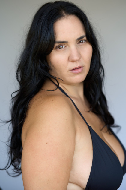 Model Angela Daiana B.