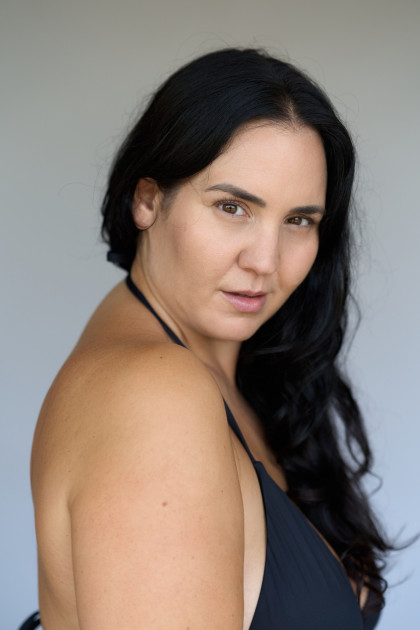 Model Angela Daiana B.