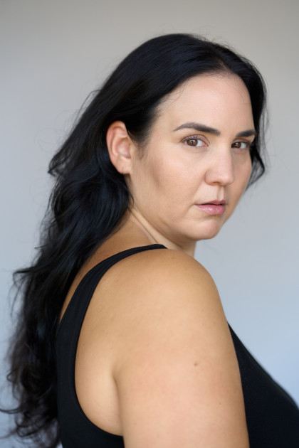 Model Angela Daiana B.