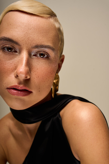 Model Elisa L.