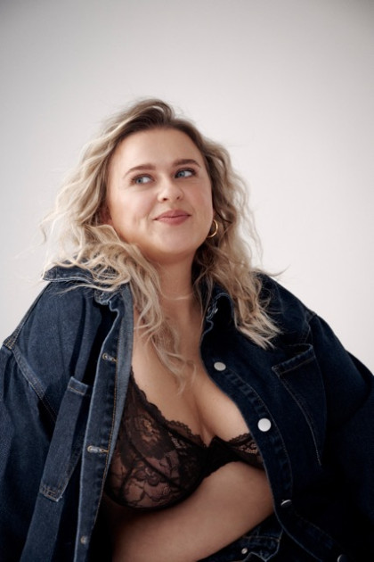 Model Lena G.