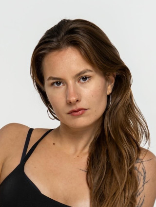 Hostess Annika T.