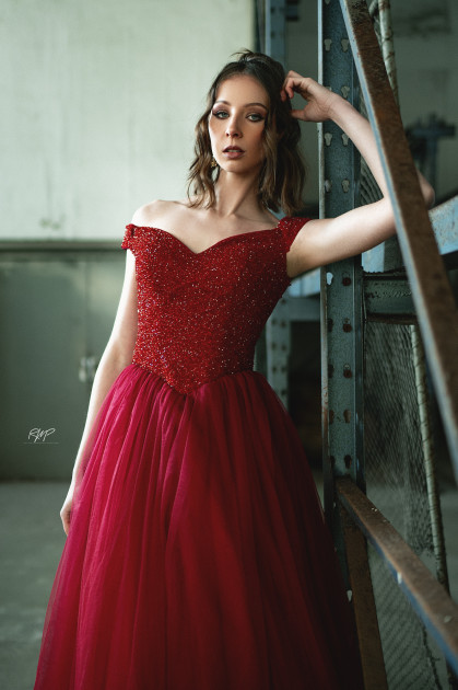 Model Felicia O.