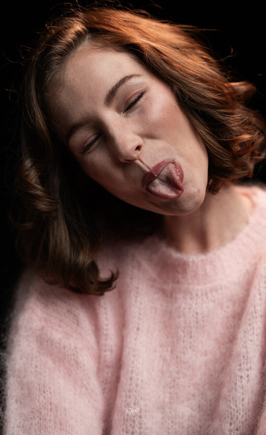 Model Felicia O.