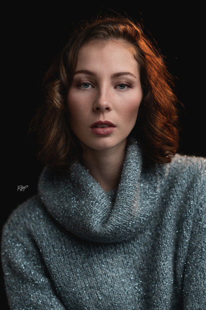 Model Felicia O.