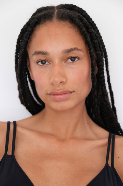 Model Ivon Z.