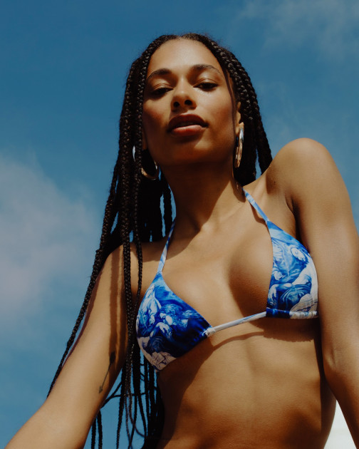 Model Ivon Z.