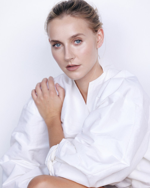 Model Zenzi P.