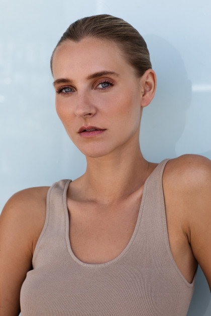 Model Zenzi P.