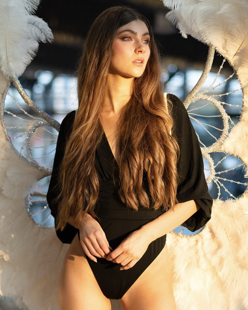 Model Antonia E.