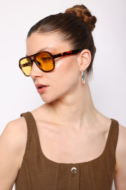 Model Antonia E.