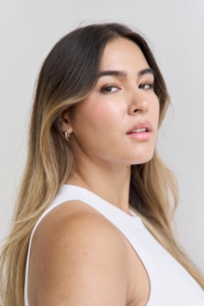 Model Anna Gulaab V.