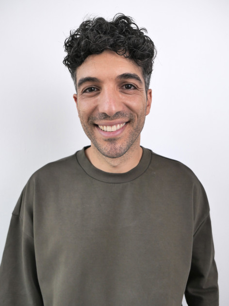 Model Hüseyin S.