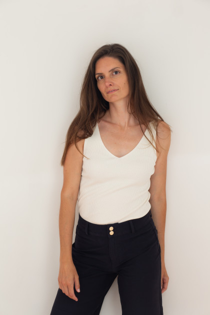 Model Mona T.
