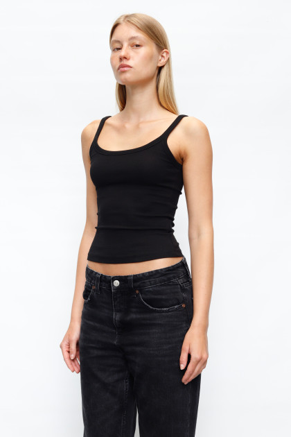 Model Alisa W.