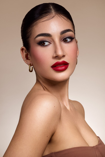 Model Selina V.