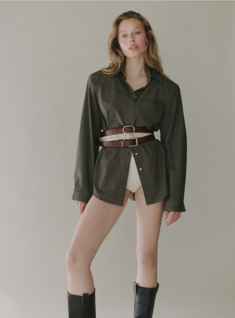 Model Mahina-Gabrielle R.