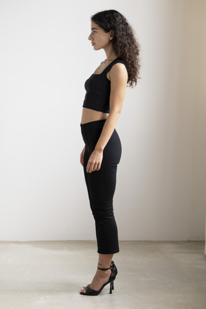 Model Selina V.