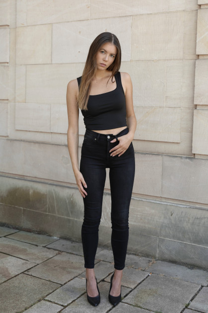 Model Nina D.