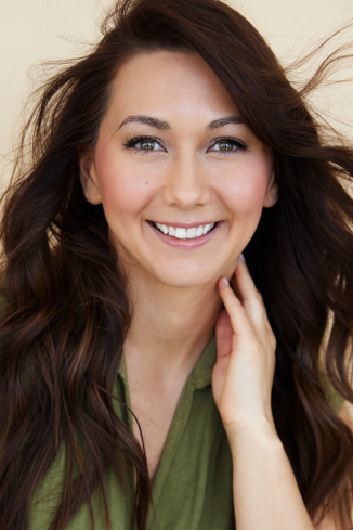 Model Dana L.