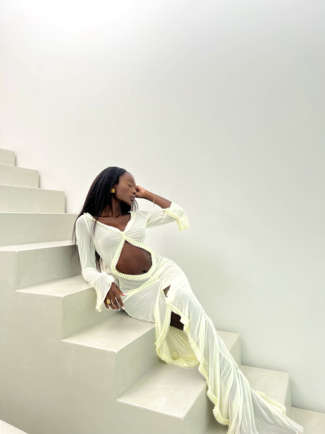 Model Tracy B.