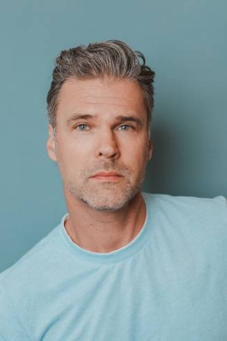 Model Carl v.